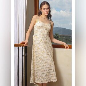 Rosie Posie Lace-Embellished Floral Dress NWT size medium